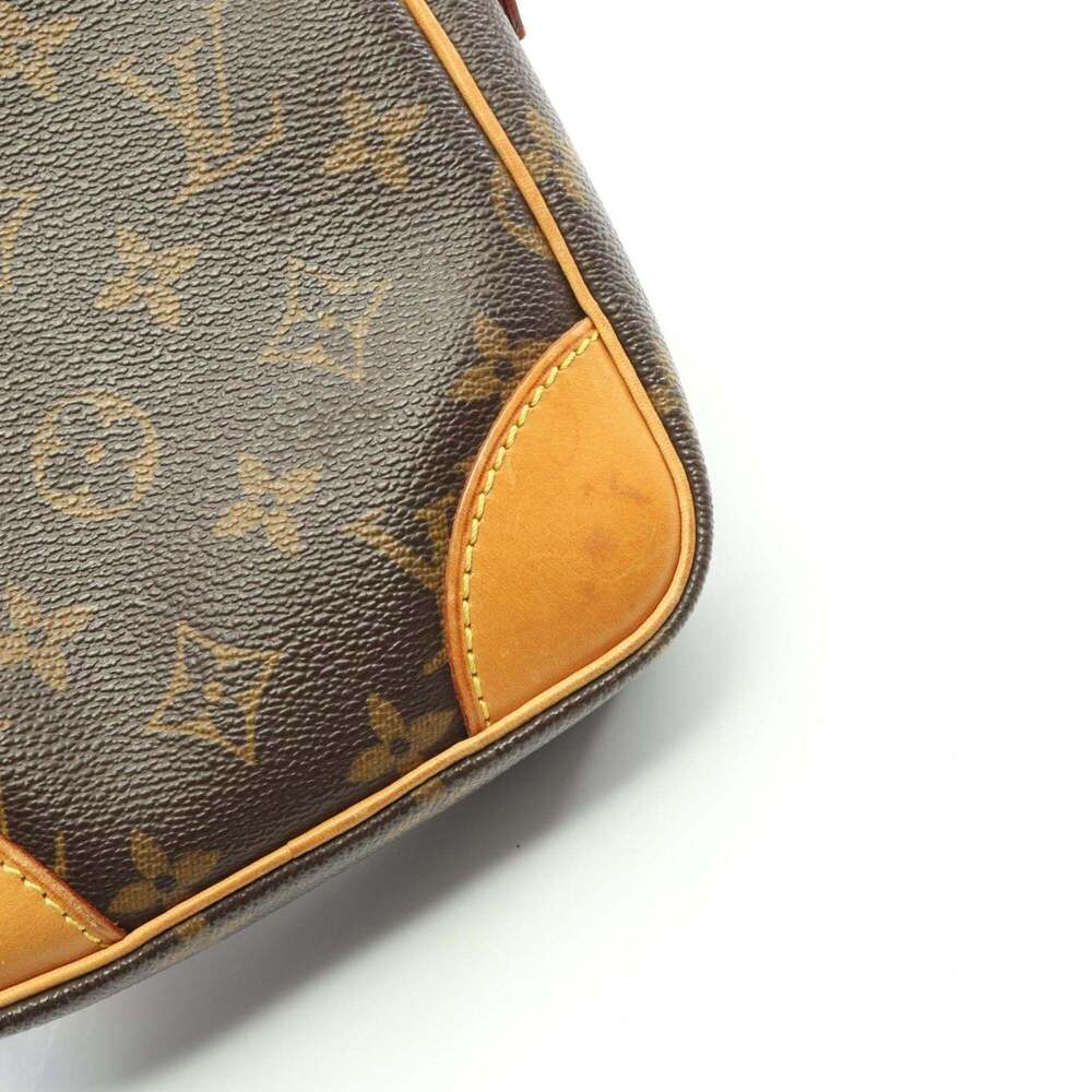 LOUIS VUITTON Brown Monogram Leather Shoulder Bag - Picture 9 of 12